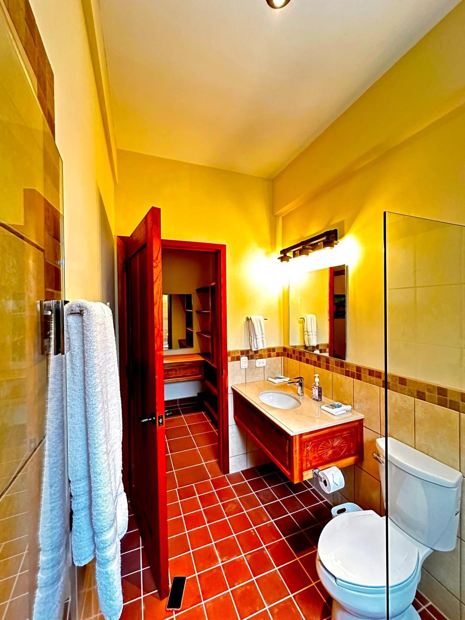 Hotel Jotam Panajachel Kültér fotó