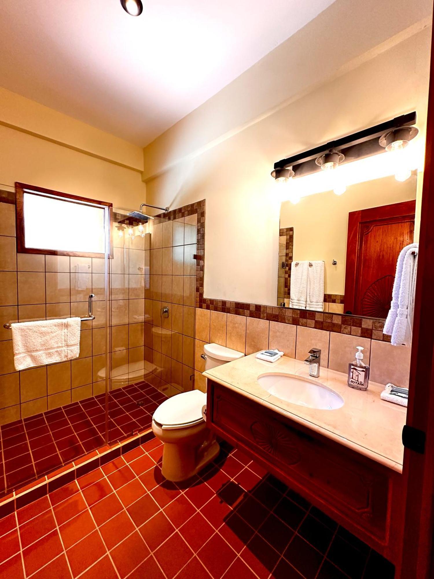 Hotel Jotam Panajachel Kültér fotó