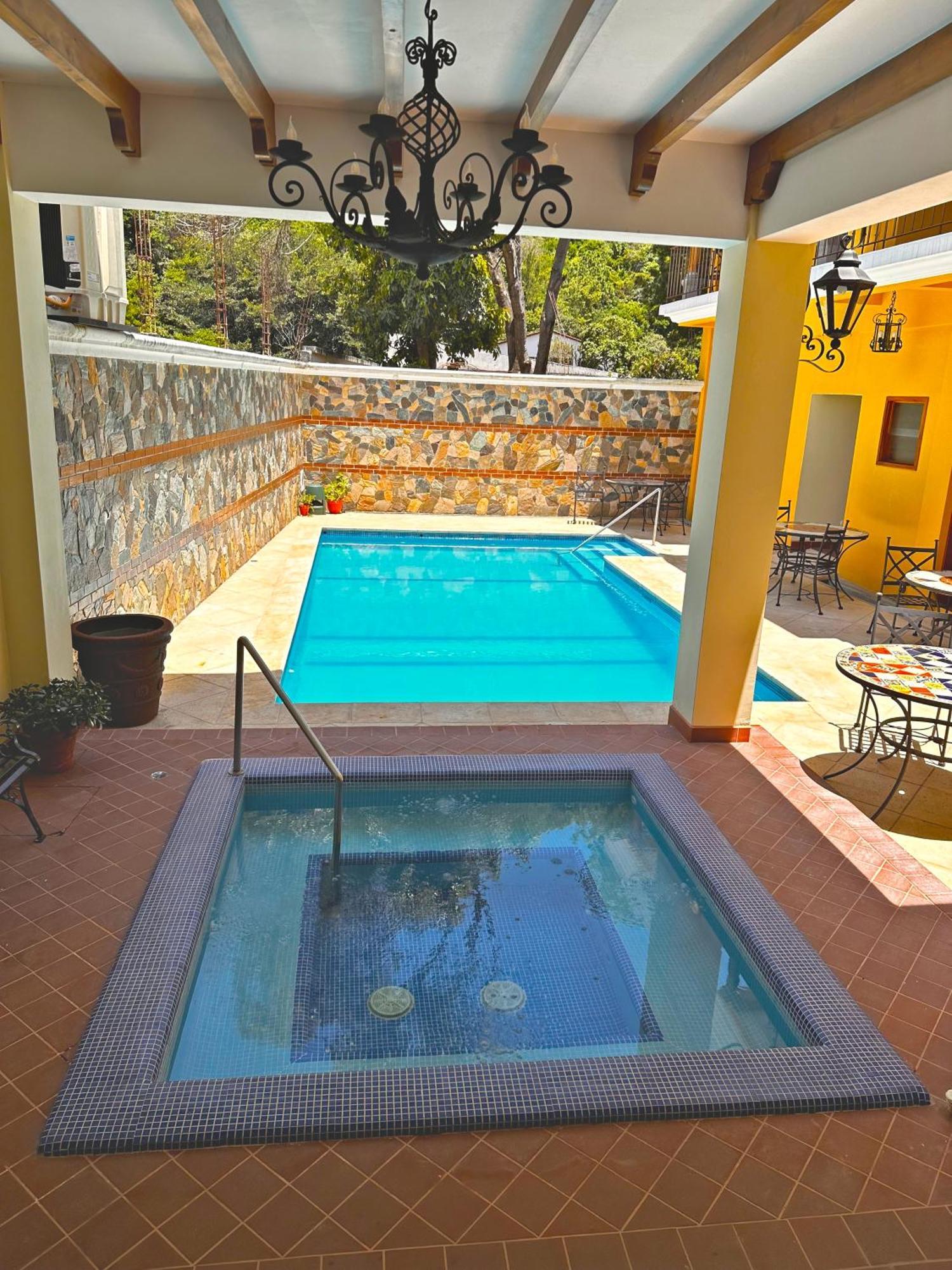 Hotel Jotam Panajachel Kültér fotó